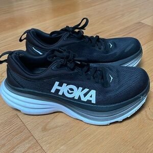 Hoka Women’s Bondi 8